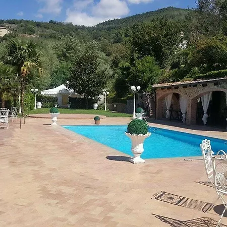 In Piazza Grande - شقة Cava deʼ Tirreni