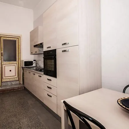 In Piazza Grande - Apartment